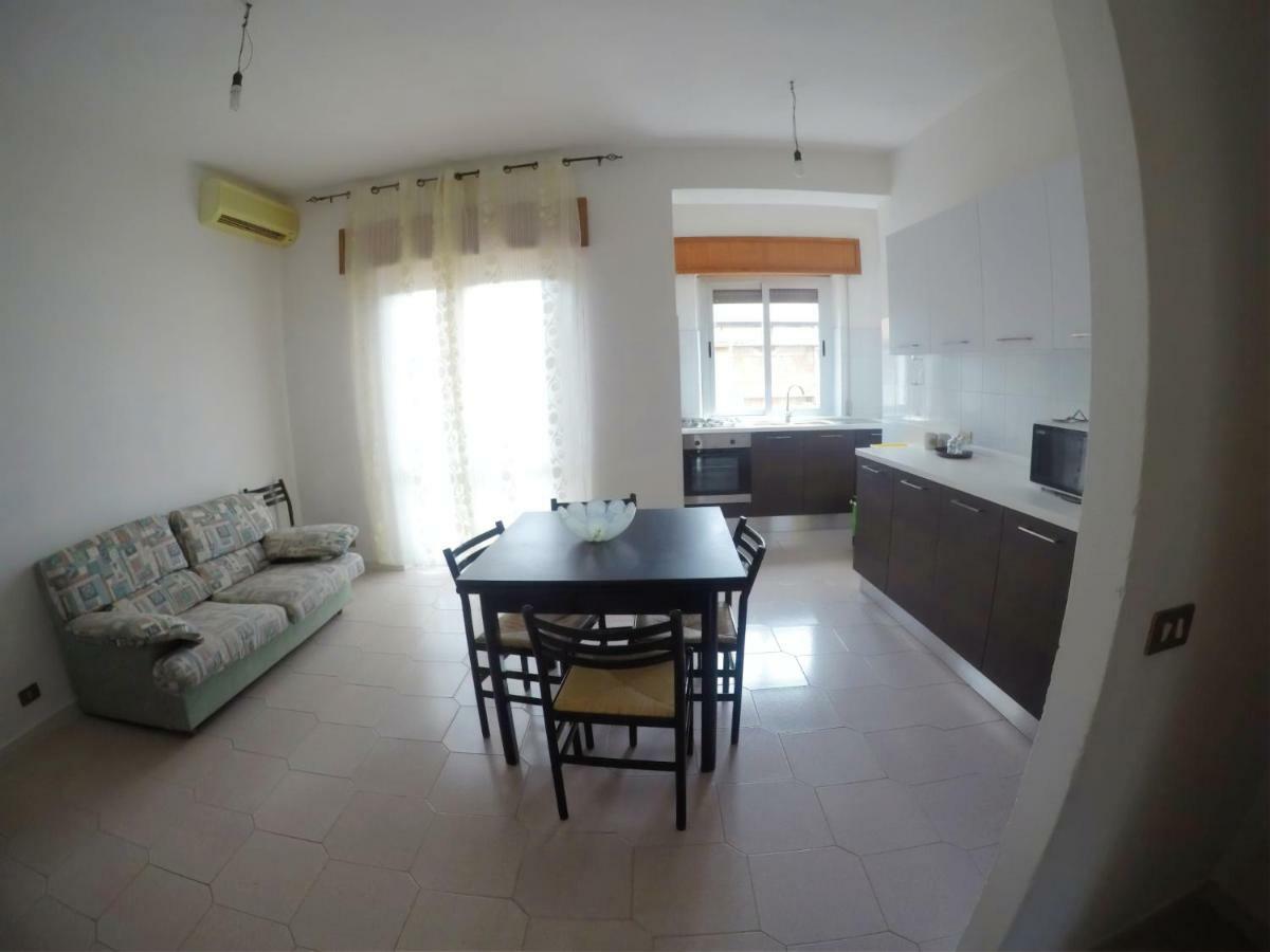 Apartment 500M From The Sea Badolato Marina Bagian luar foto